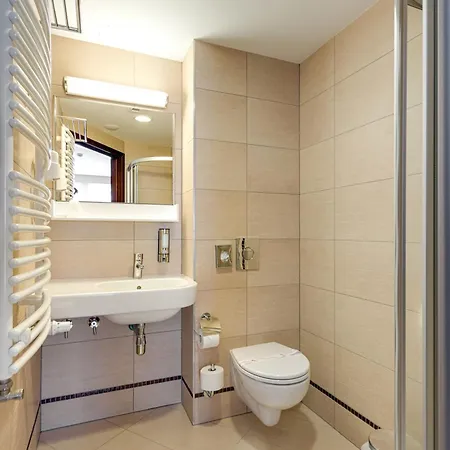 Hotel Malinowy Dwor Medical Swieradow-Zdroj