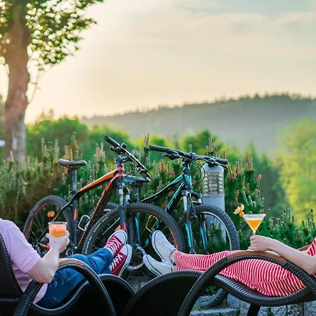 Malinowy Dwór Medical 4*