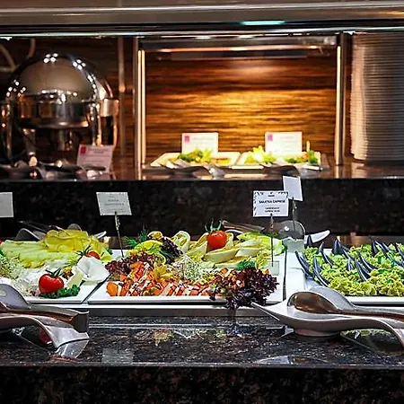 Malinowy Dwór Medical Hotel 4*