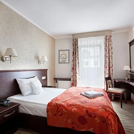 Hotel Malinowy Dwór Medical 4*